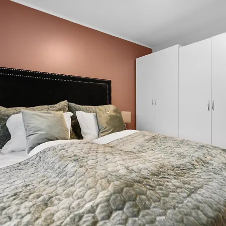 Bramy The Bucks Apartment *